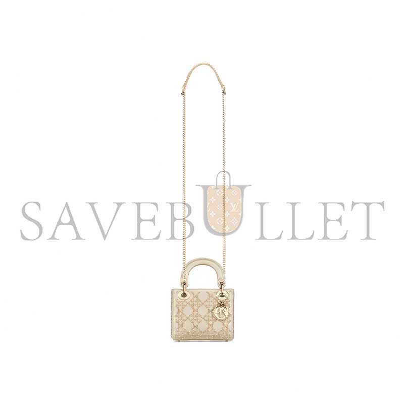 DIOR MINI LADY DIOR BAG M0505OREJ_M971 (17*15*7cm) DIOR MINI LADY DIOR BAG M0505OREJ_M971 (17*15*7cm)